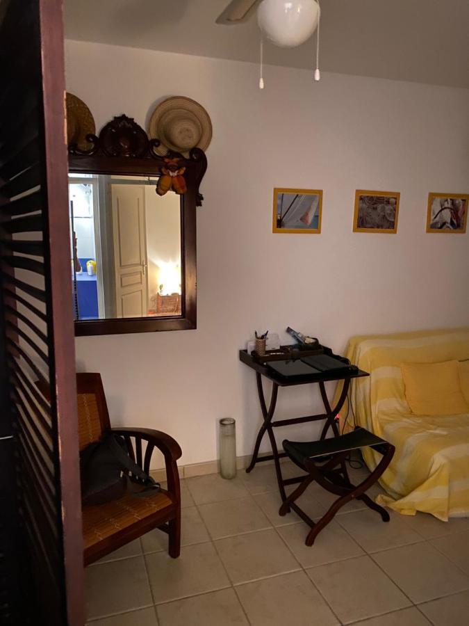 Ferienwohnung Les Hibiscus Sainte-Luce Exterior foto