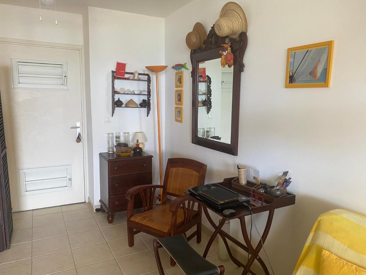 Ferienwohnung Les Hibiscus Sainte-Luce Exterior foto